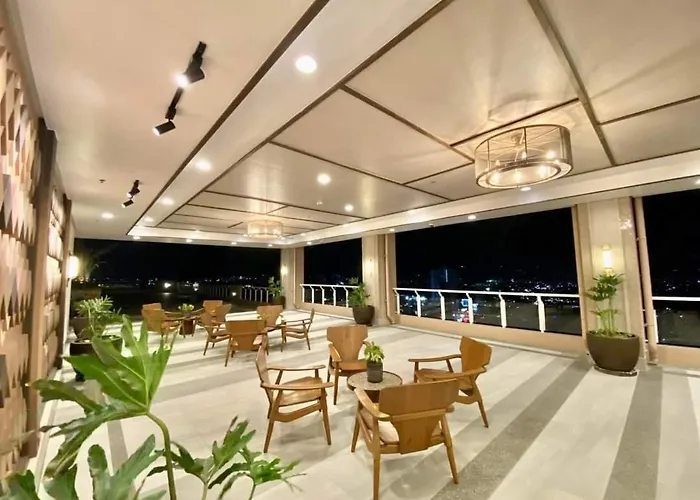 Infina Towers Project 4 Aurora Boulevard Quezon Hotel Manila